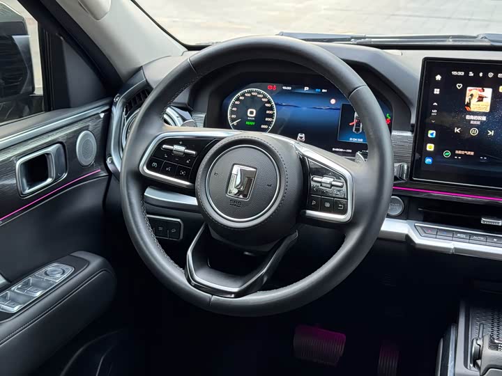 Фото 17 - Tank 400 Hybrid