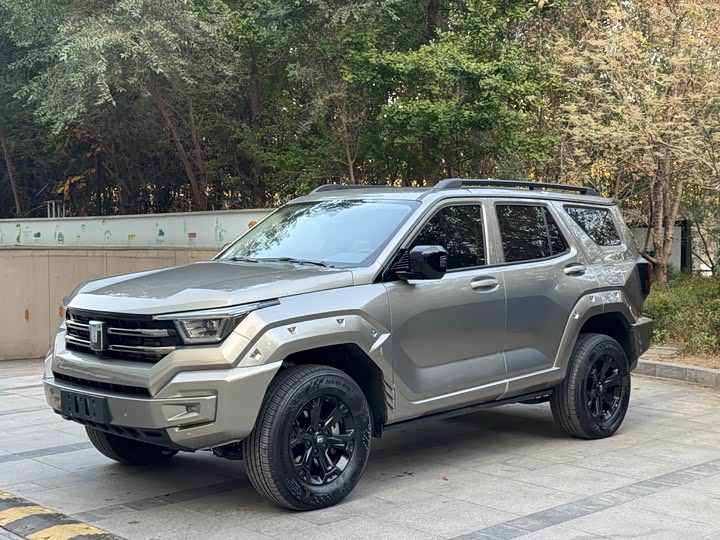 Фото 2 - Tank 400 Hybrid