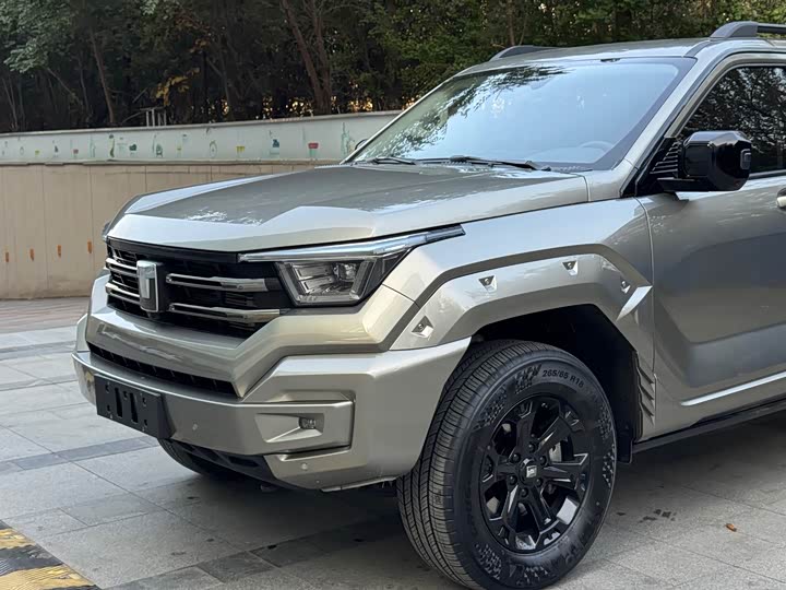 Фото 4 - Tank 400 Hybrid