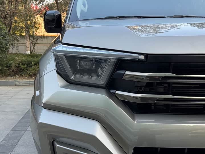 Фото 5 - Tank 400 Hybrid