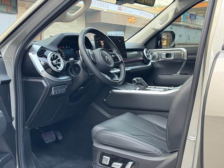 Фото 7 - Tank 400 Hybrid