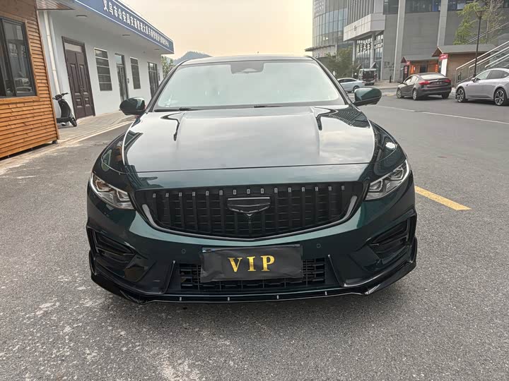 Фото 2 - Geely Preface