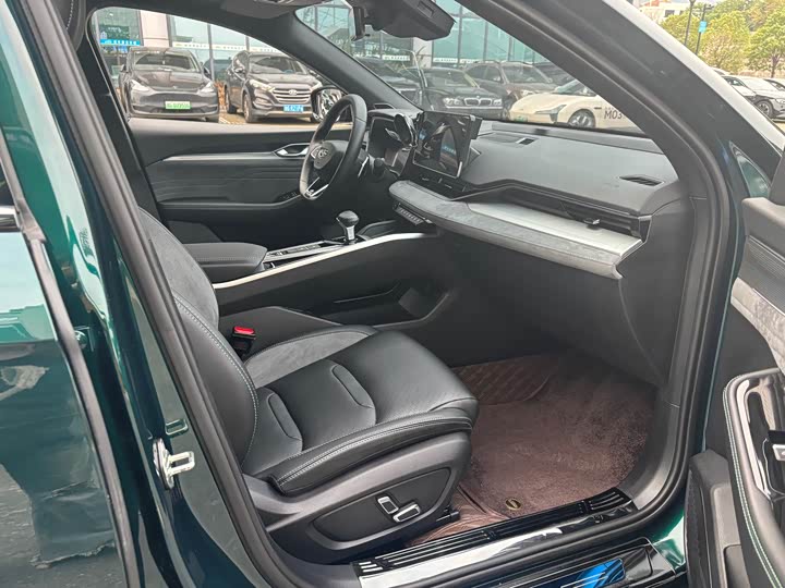 Фото 7 - Geely Preface