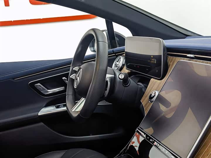 Фото 22 - Mercedes-Benz EQE