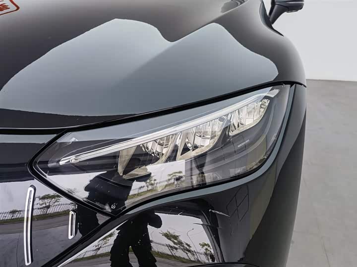 Фото 7 - Mercedes-Benz EQE