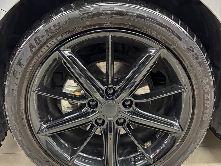 Фото 20 - Changan UNI-V