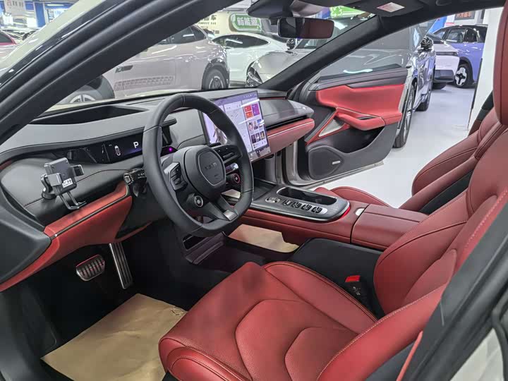 Фото 9 - Xiaomi SU7