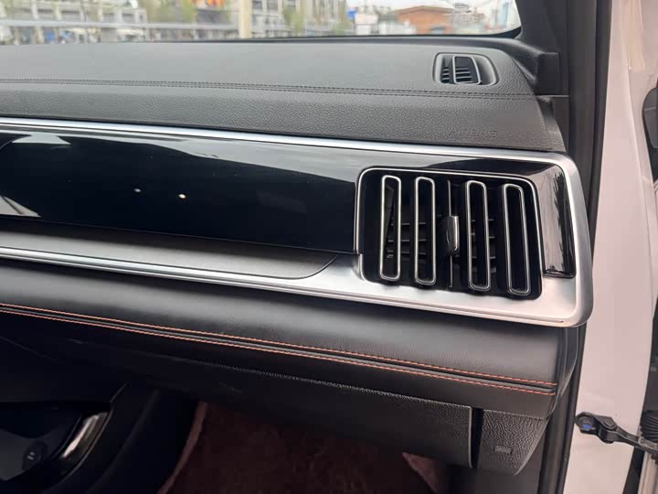 Фото 11 - BYD Song Plus