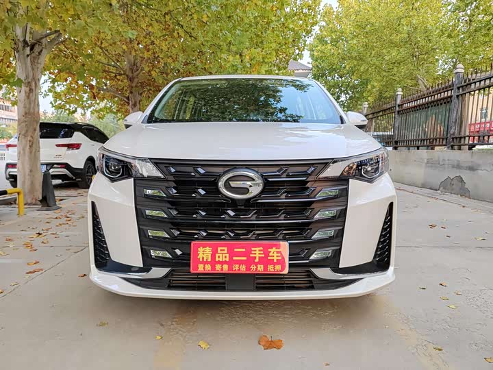 Фото 2 - GAC Trumpchi M6