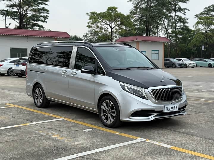 Фото 3 - Mercedes-Benz V-Class