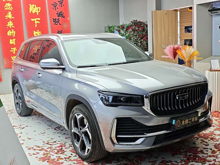 Фото 6 - Geely Monjaro