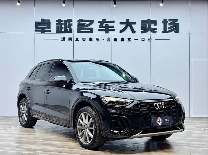 Фото 3 - Audi Q5L