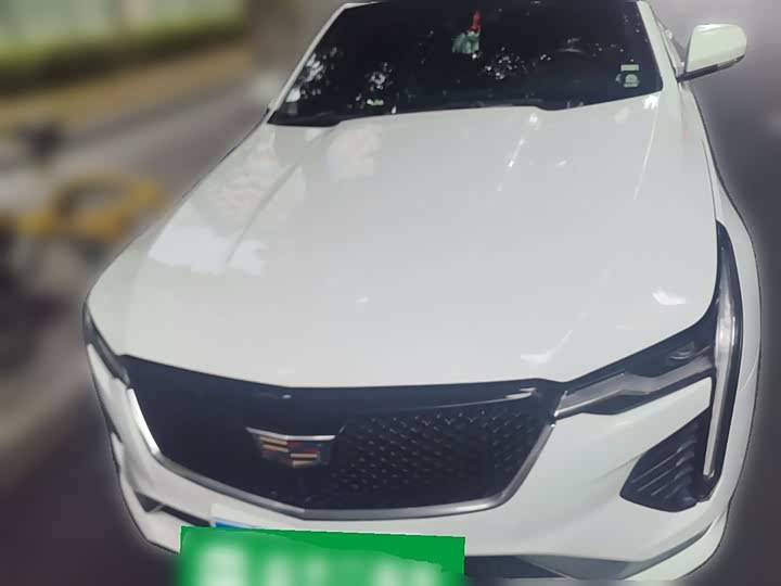 Фото 25 - Cadillac CT4