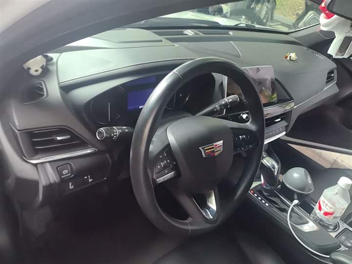 Фото 3 - Cadillac CT4