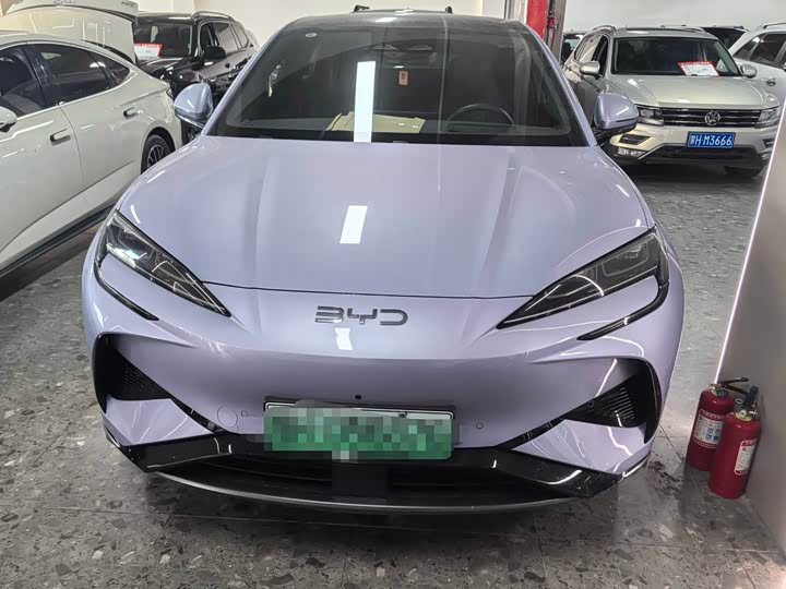 Фото 2 - BYD Sea Lion 07 EV