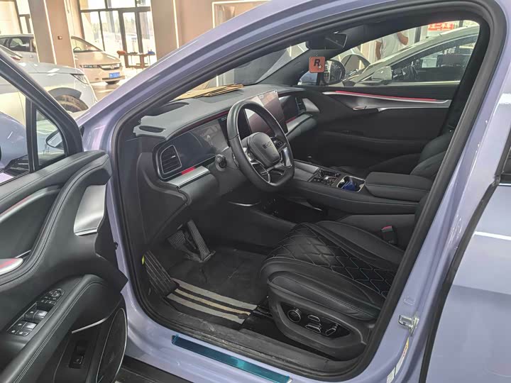 Фото 3 - BYD Sea Lion 07 EV