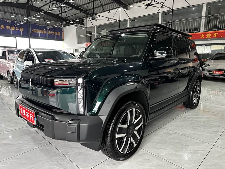 Фото 1 - Chery iCar 03