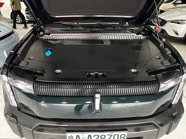 Фото 16 - Chery iCar 03