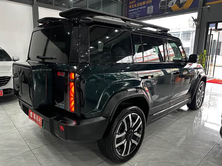 Фото 19 - Chery iCar 03