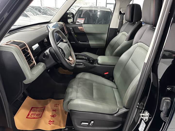 Фото 4 - Chery iCar 03