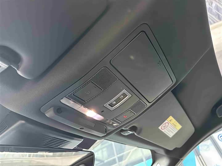 Фото 28 - Land Rover Discovery Sport