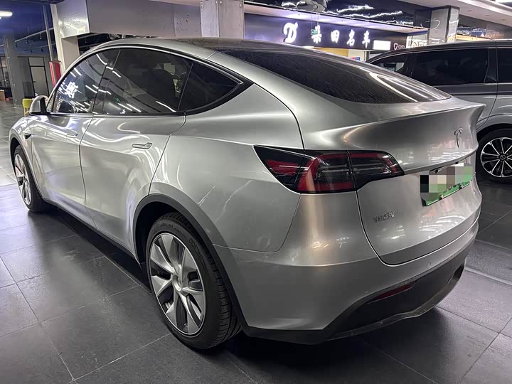 Фото 7 - Tesla Model Y