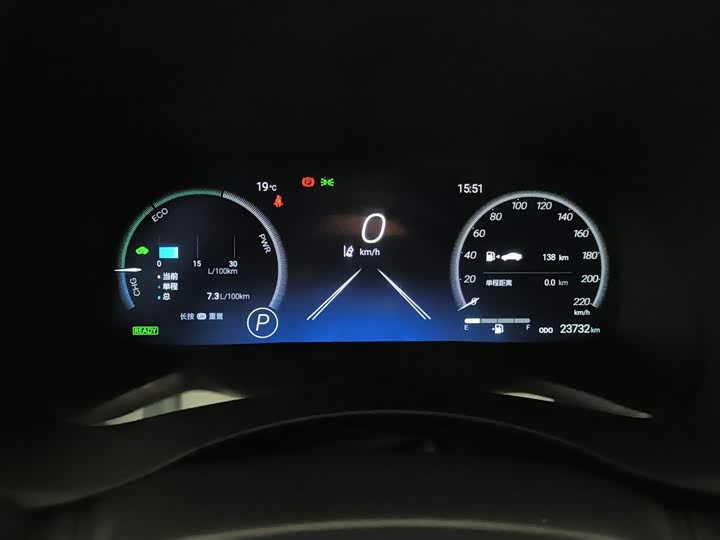 Фото 12 - Toyota Crown Kluger