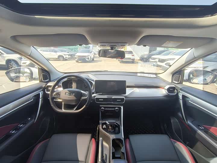 Фото 6 - Geely Coolray