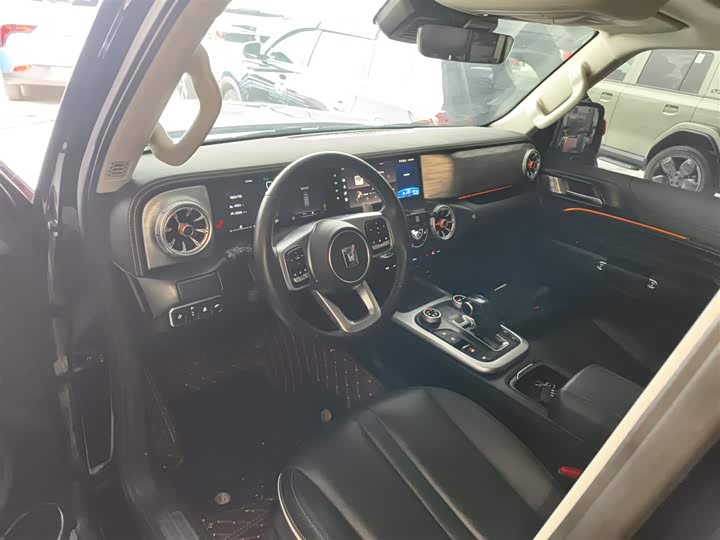 Фото 10 - Tank 300