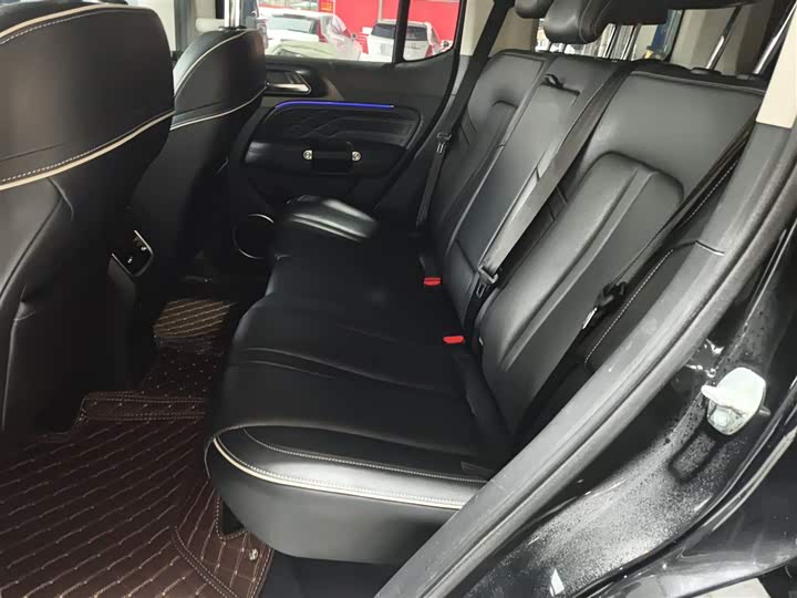 Фото 17 - Tank 300