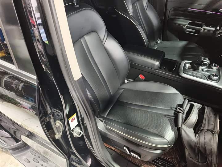 Фото 25 - Tank 300