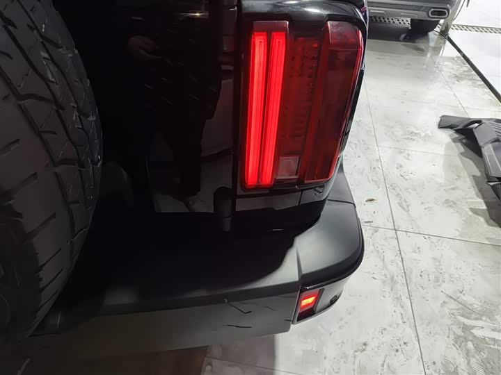 Фото 8 - Tank 300