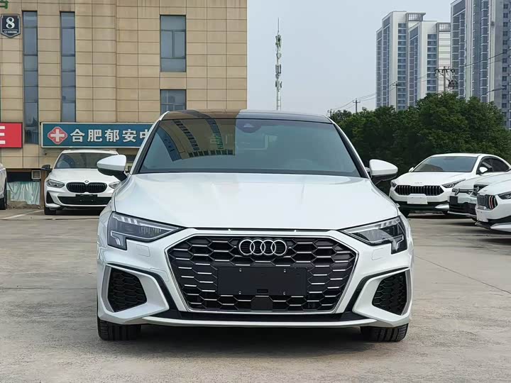 Фото 2 - Audi A3