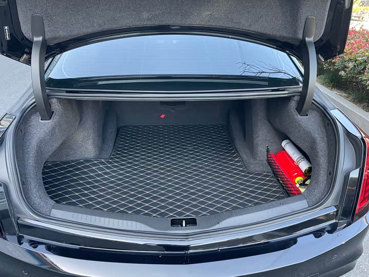 Фото 13 - Cadillac CT6