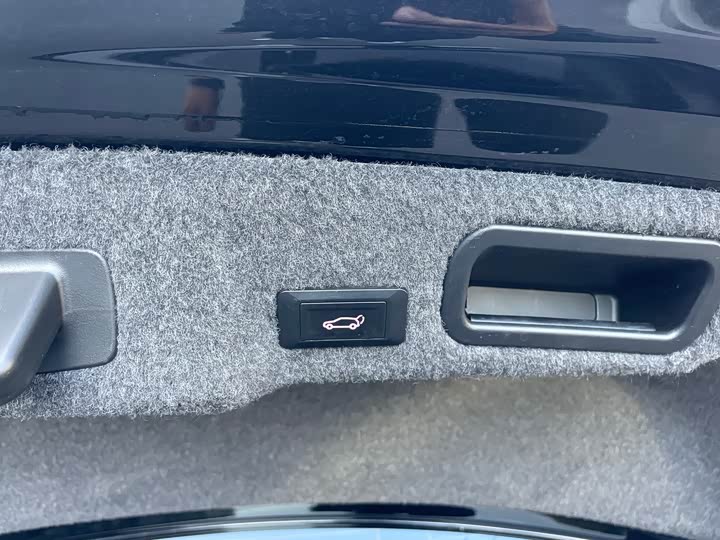 Фото 14 - Cadillac CT6