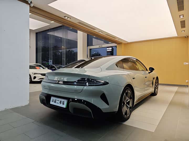 Фото 33 - Xiaomi SU7