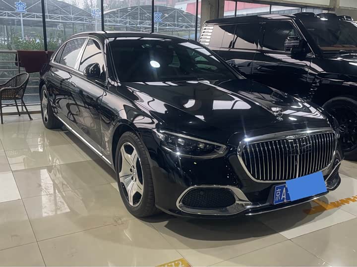 Фото 2 - Mercedes-Benz Maybach S-Class