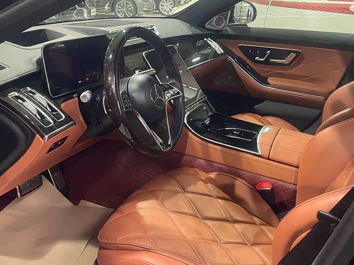 Фото 3 - Mercedes-Benz Maybach S-Class