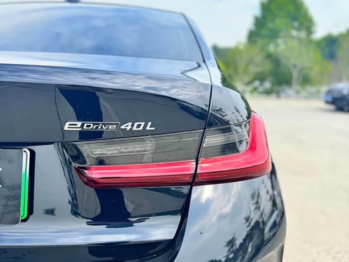 Фото 13 - BMW i3