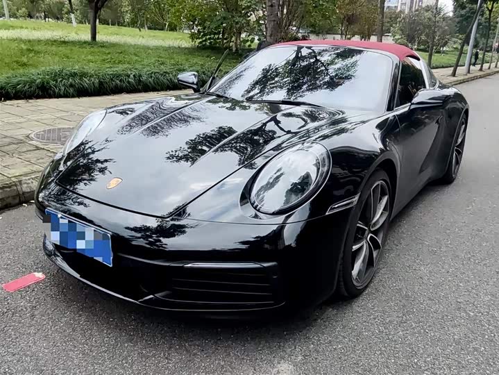 Фото 1 - Porsche 911