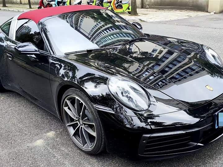 Фото 3 - Porsche 911