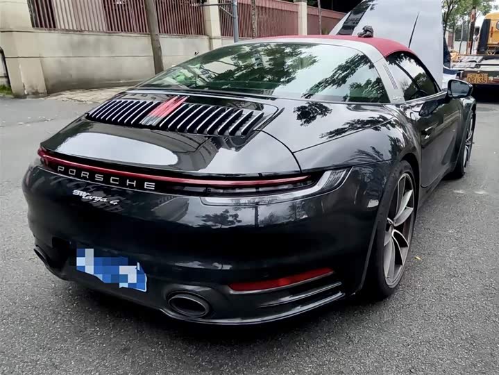 Фото 6 - Porsche 911