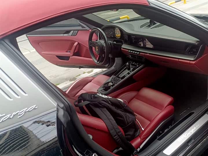 Фото 9 - Porsche 911