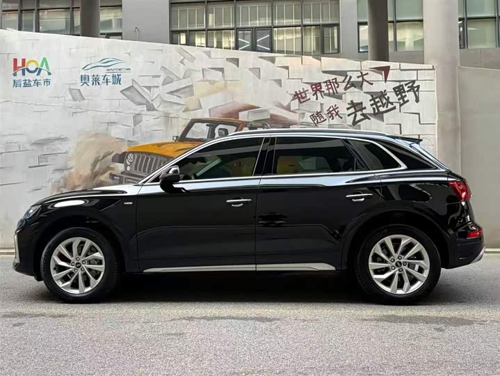 Фото 3 - Audi Q5L