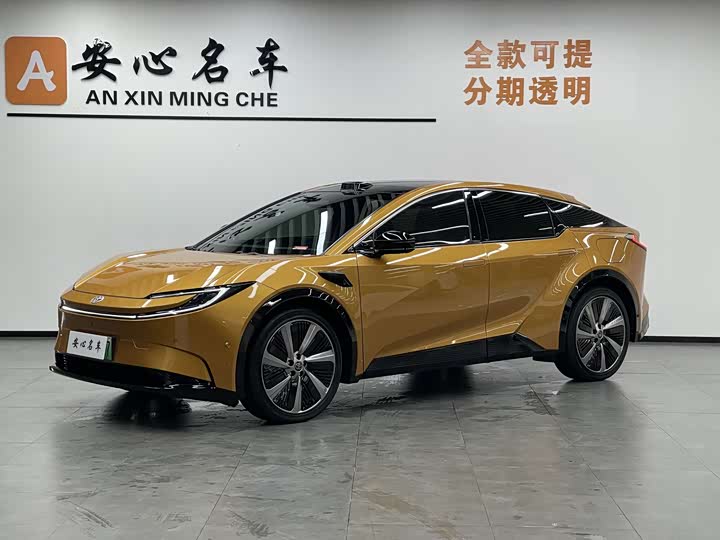 Фото 1 - Toyota bZ5