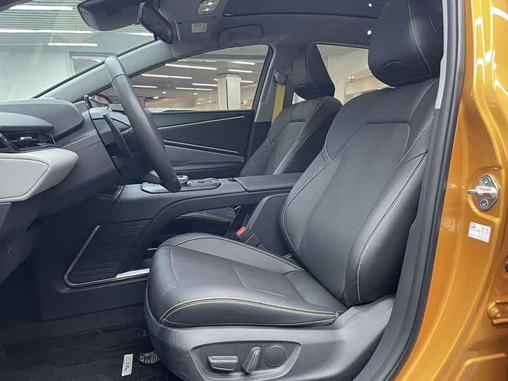 Фото 8 - Toyota bZ5