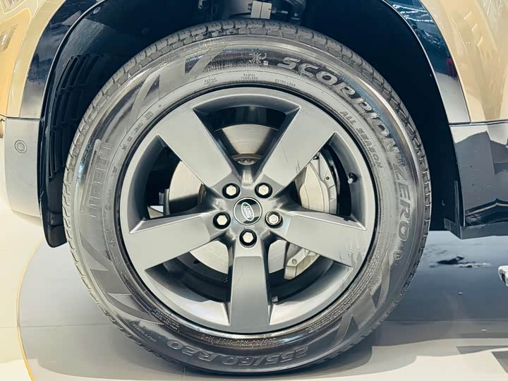 Фото 14 - Land Rover Defender