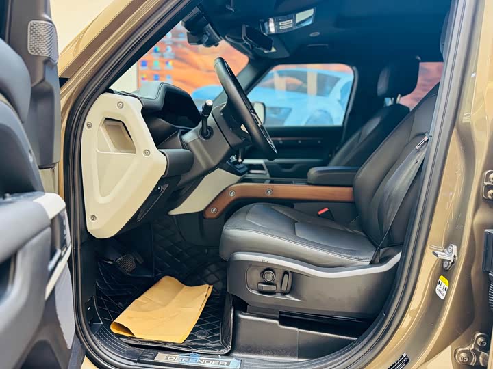 Фото 5 - Land Rover Defender