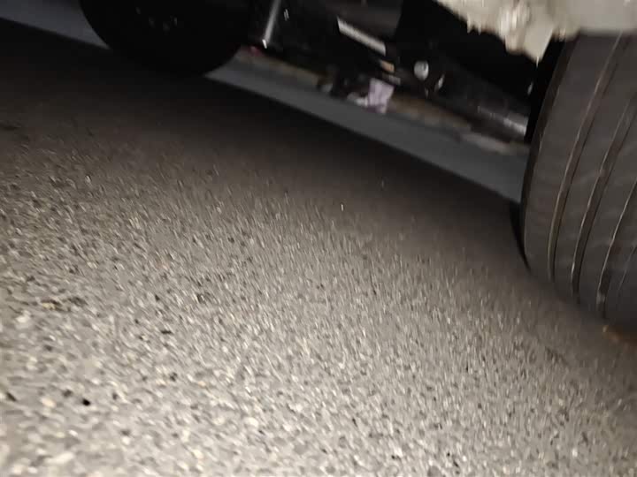 Фото 16 - Bestune Pony