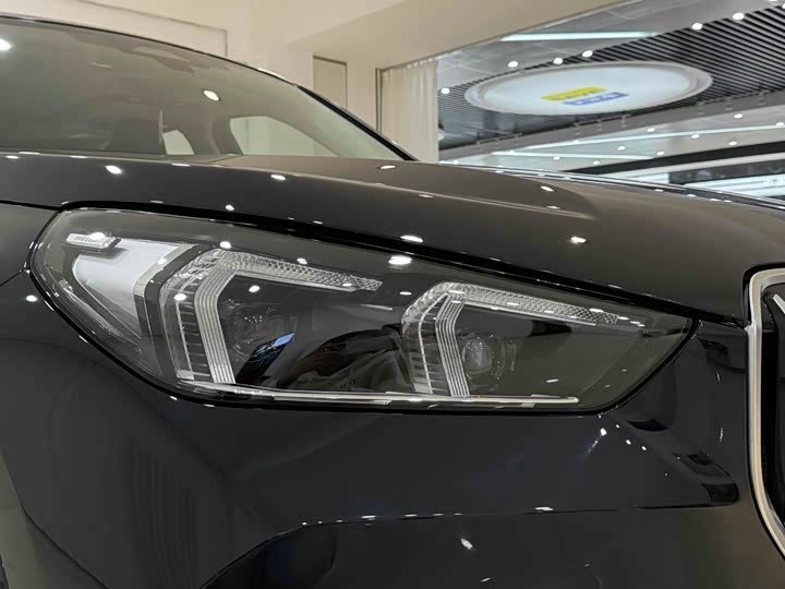 Фото 16 - BMW X1